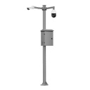 Báculo desmontable de 6m de altura en acero galvanizado de color gris con soporte para cámara y speed dome