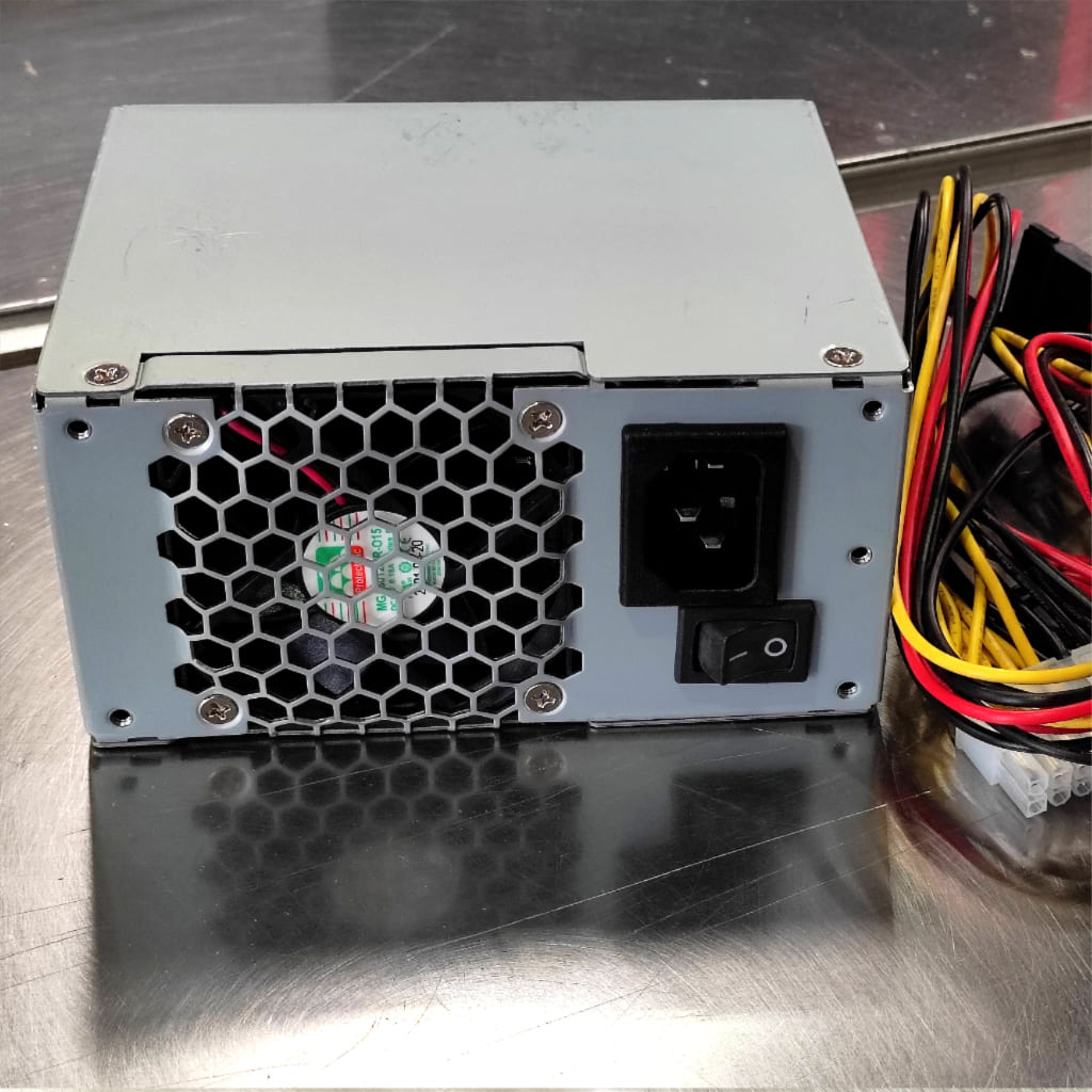 [DPS-220TB-D] Alimentador Dahua entrada C14 240V@4A / salida 12V@17A 204W